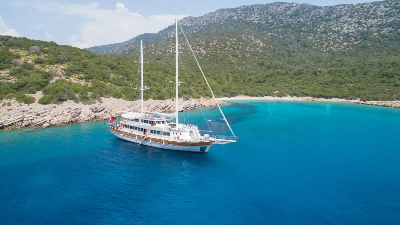 What to Expect from a Blue Cruise: An Insider's Perspective