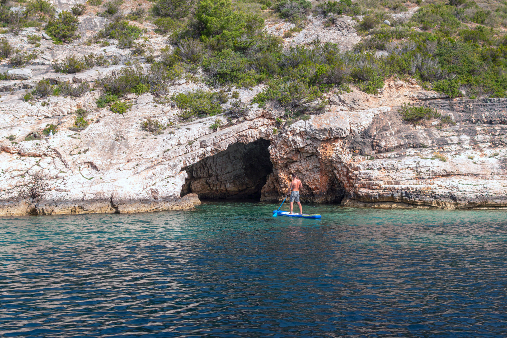 Vis – Duga Bay & Tiha Bay, Hvar
