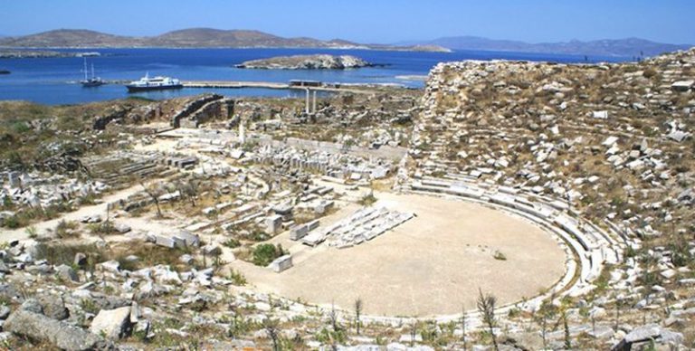 Cabin Charter in Greece: From the Saronic Gulf to the Dodecanese