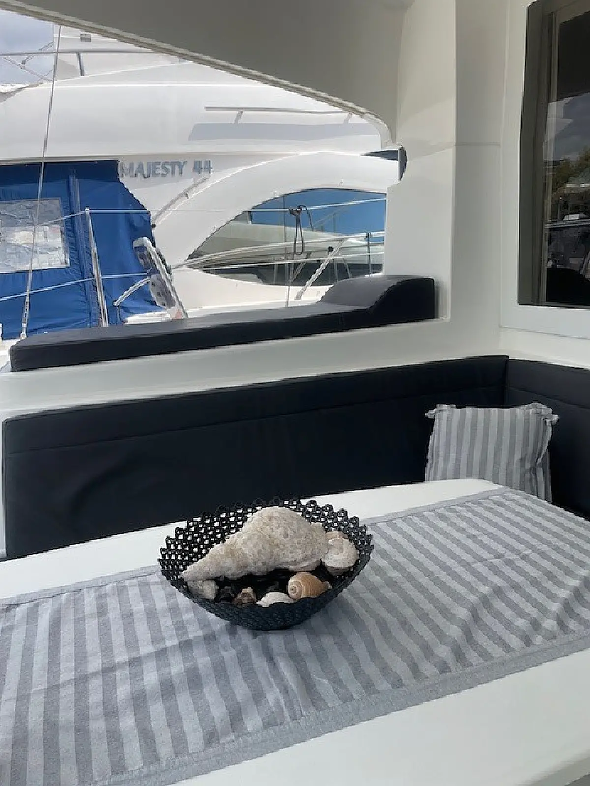 Catalina 4