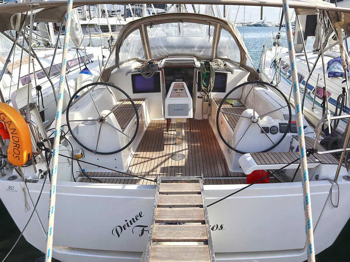 Prince Folegandros 1