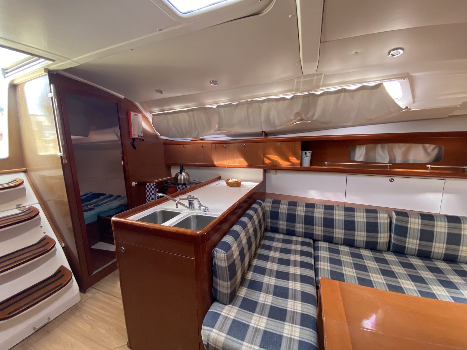 Oceanis 37 2