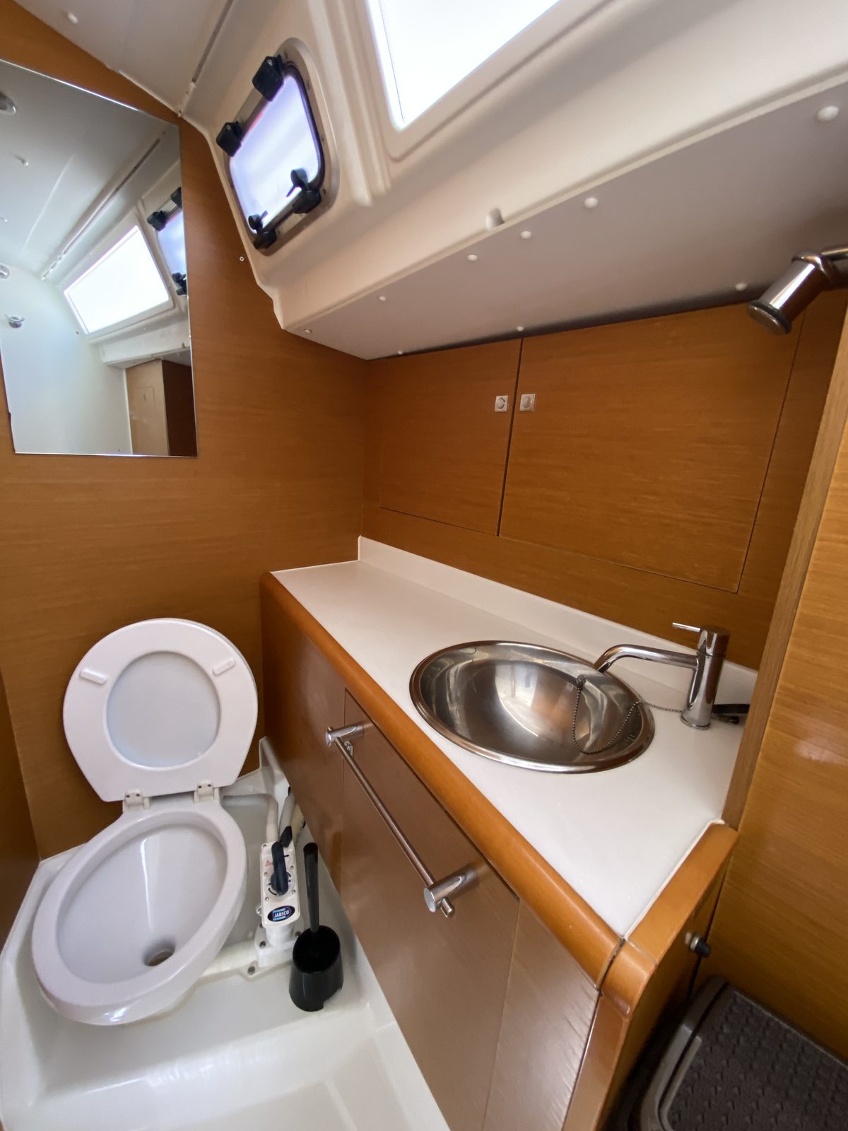 Sun Odyssey 419 3
