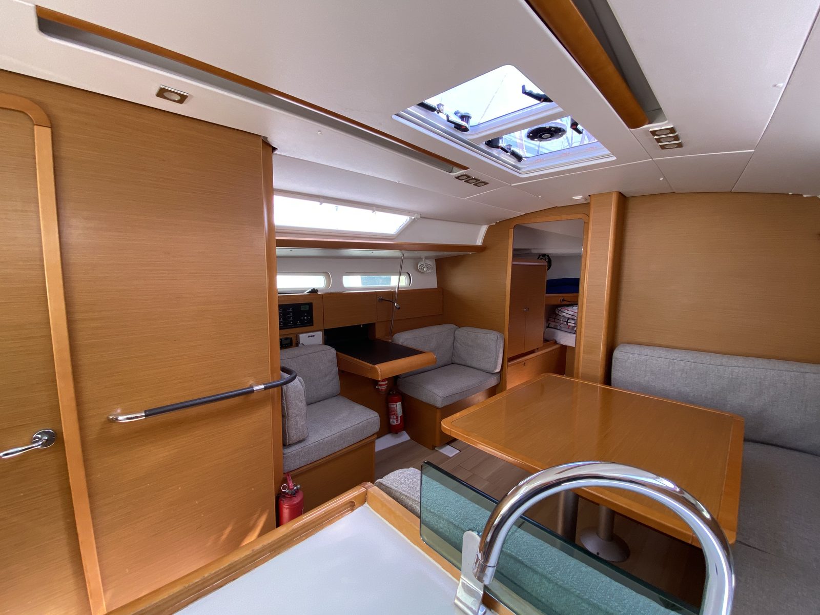 Sun Odyssey 419 4