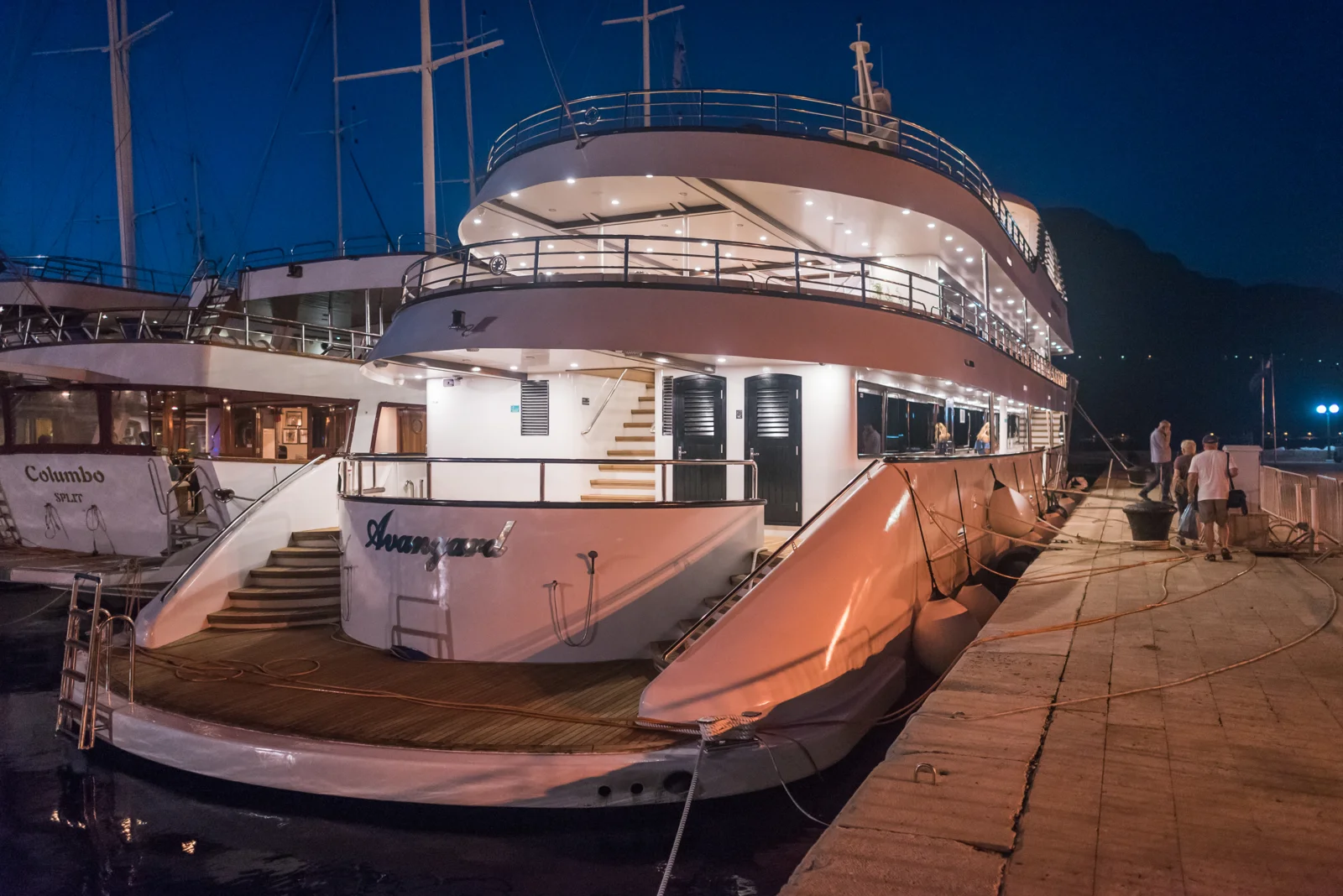 MV Avangard - photo 4
