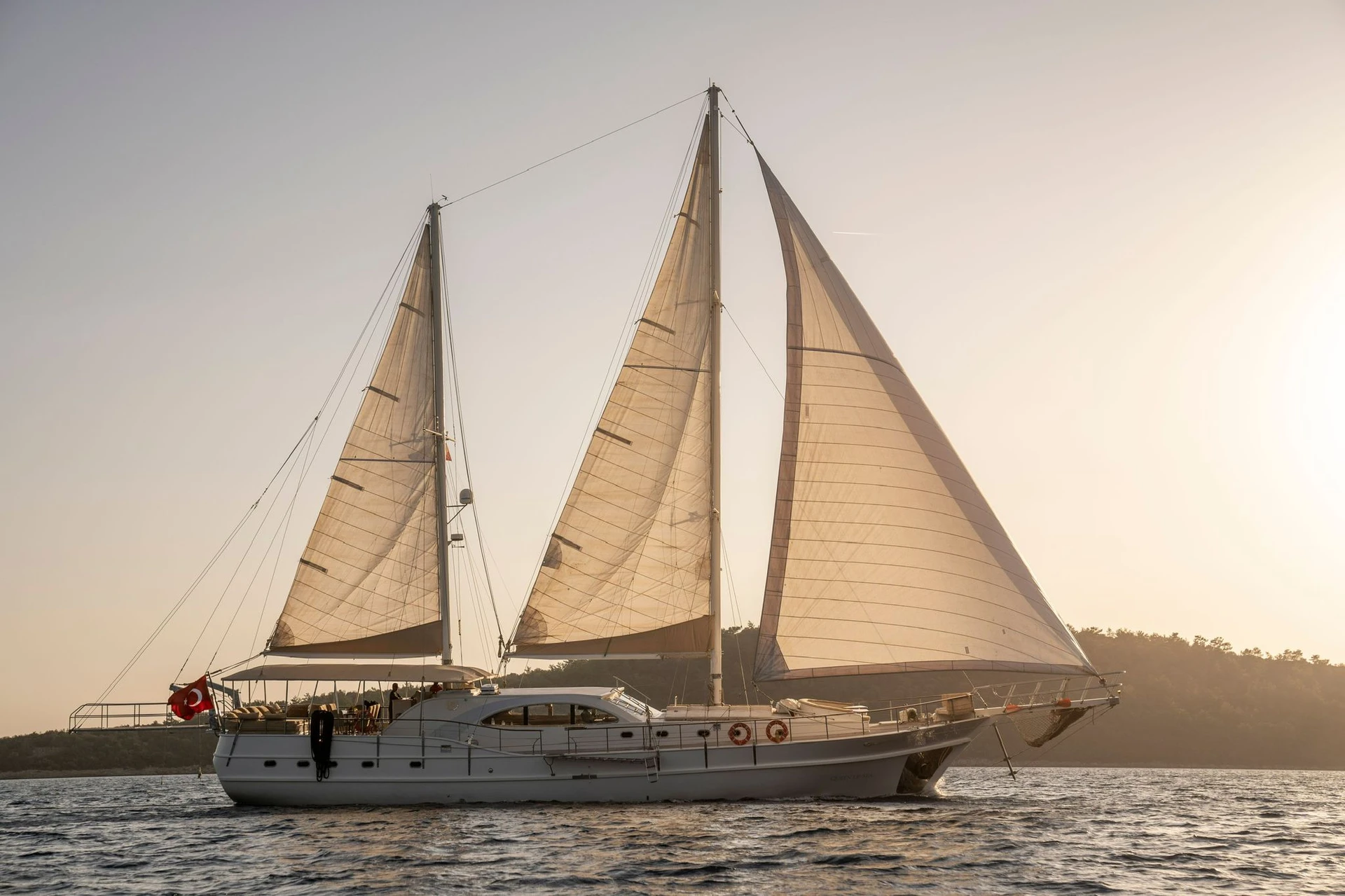 Queen of Sea 2