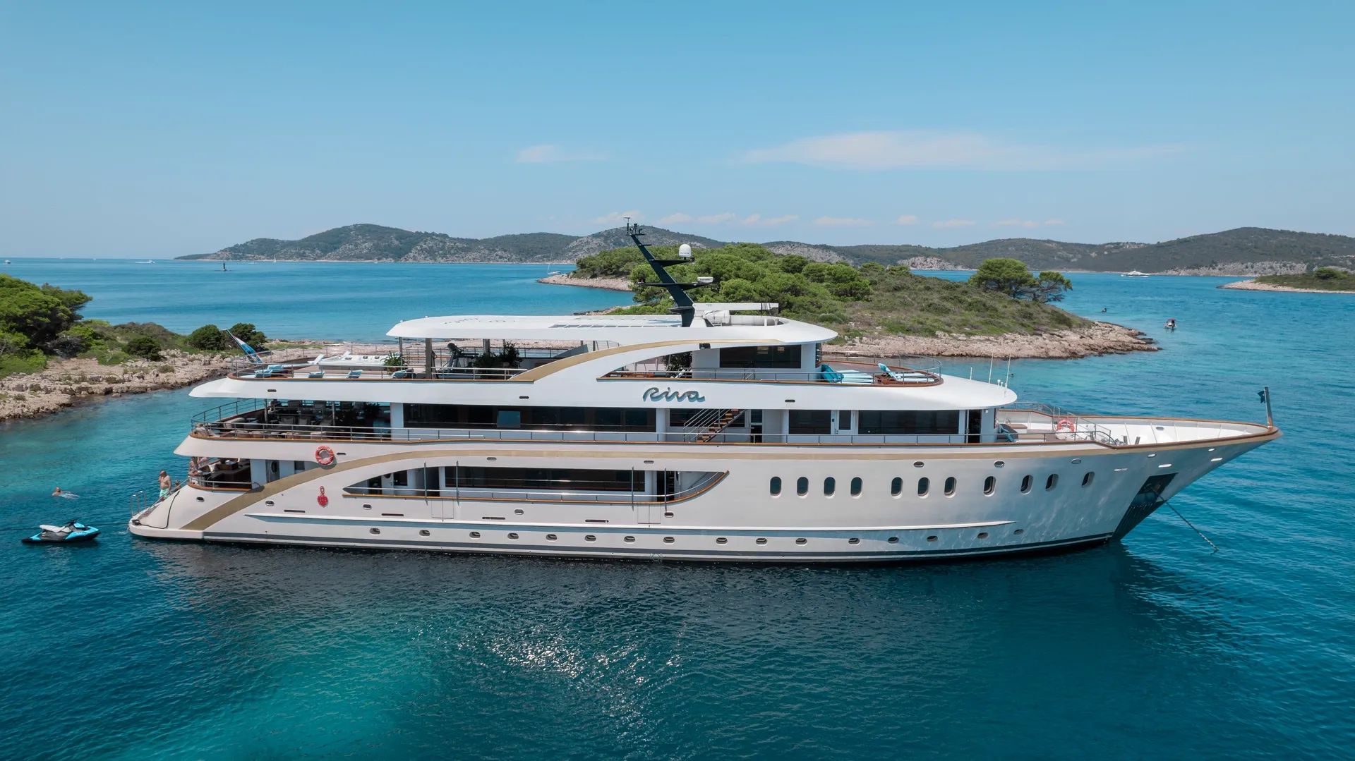 Riva 3
