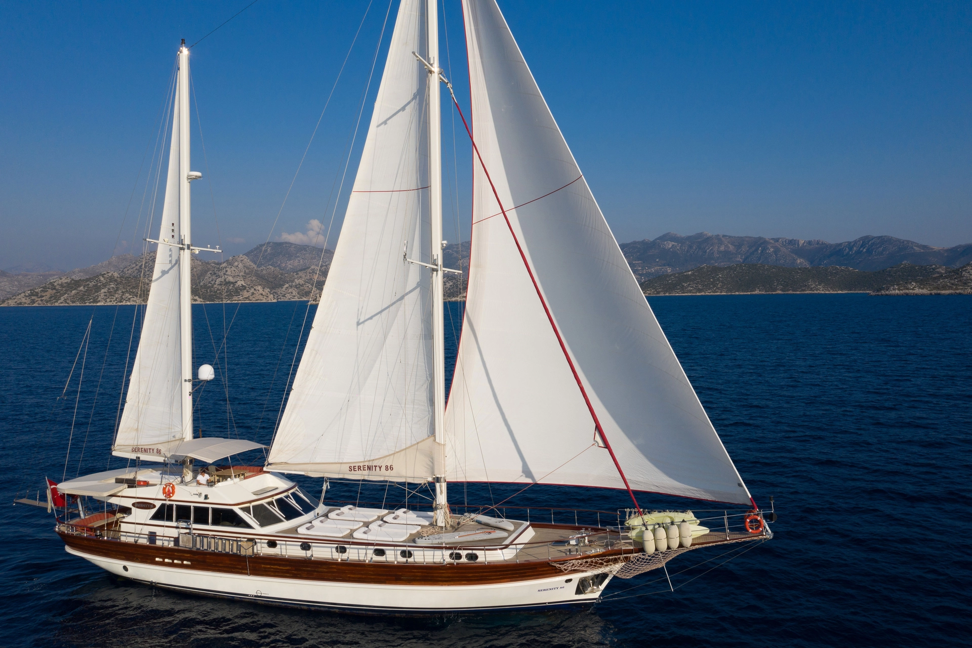 Serenity 86 2