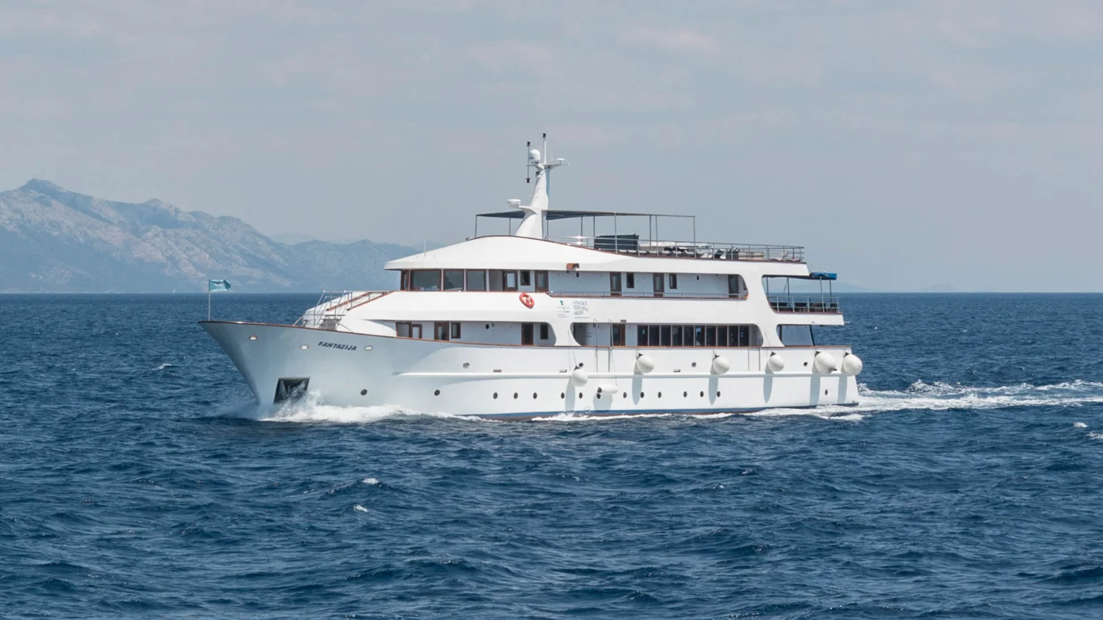 MV Fantazija 1